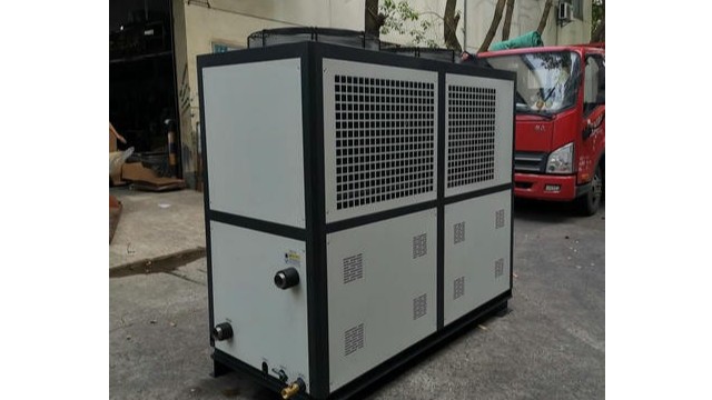 冷水机在新能源电池原材料加工行业的应用